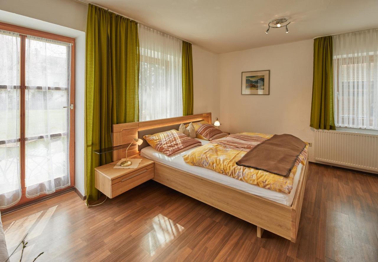 Brauereigasthof Zur Post Eschlkam Esterno foto
