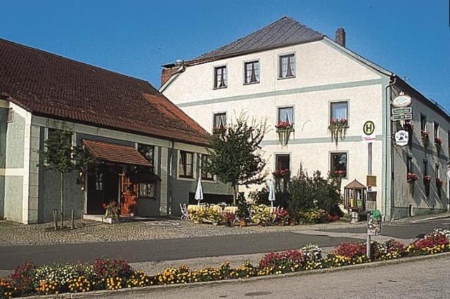 Brauereigasthof Zur Post Eschlkam Esterno foto