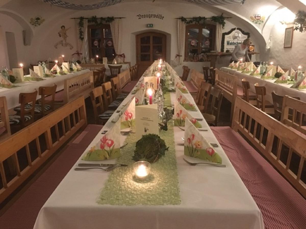 Brauereigasthof Zur Post Eschlkam Esterno foto